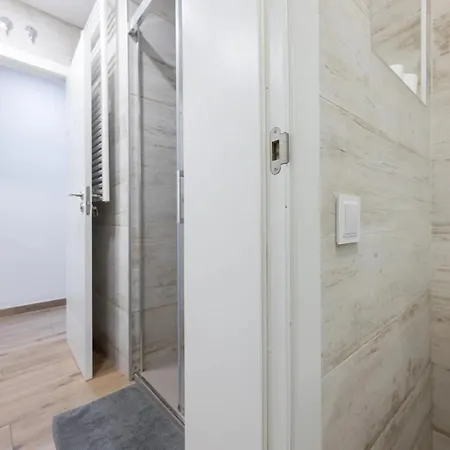 Besos Barcelona Sant Adria de Besos